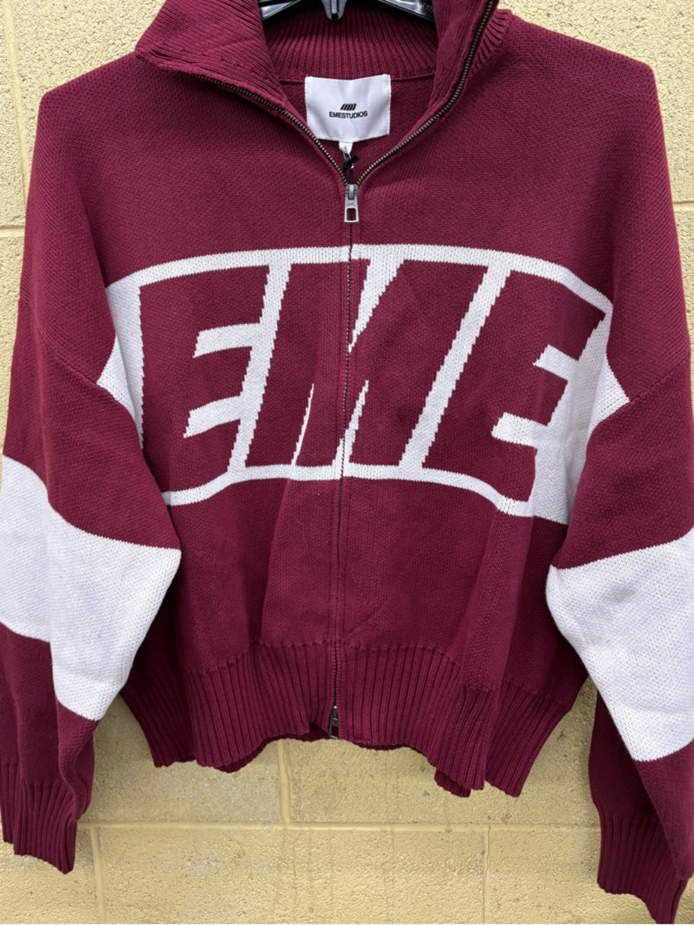 Emestudio Thrill Burgundy Zipper Knit - Picture 2 of 6